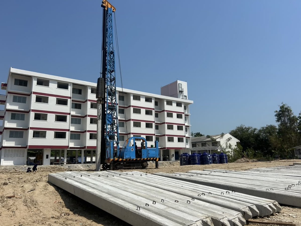 โครงการก่อสร้าง อาคาร 5 ชั้น ค่ายนเรศวร ตำบลชะอำ อำเภอชะอำ จังหวัดเพชรบุรี
