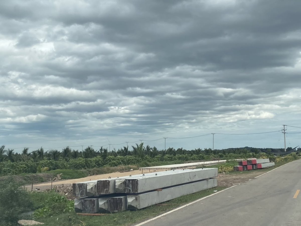 โครงการก่อสร้างสะพานคอนกรีตเสริมเหล็ก บ้านบางจาก บ้านธงชัย — รูปที่ 4